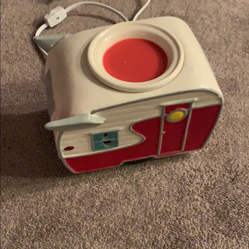 Scentsy Warmer. Road less traveled.